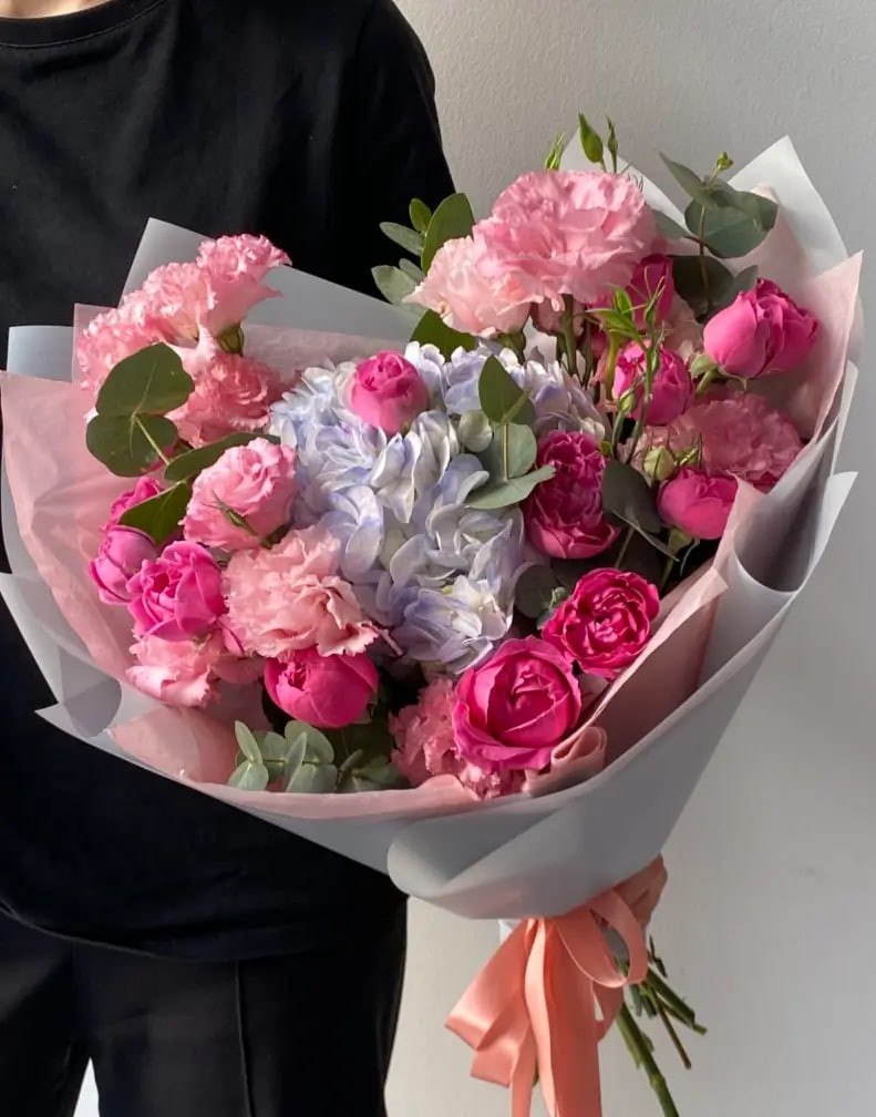 По лепестку